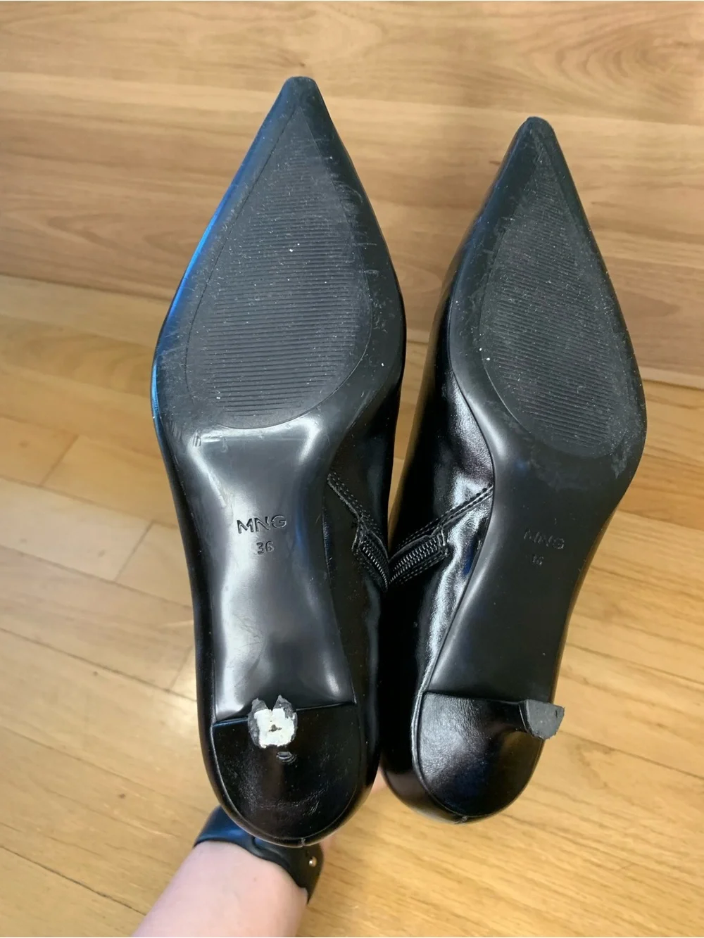 Mango Pointed Heel Ankle Boots in Black - Size 6